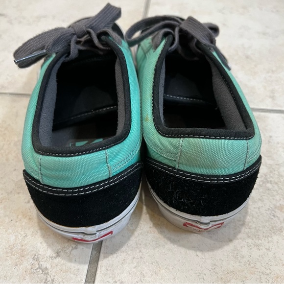 Mint/Sea Foam Green Vans - Picture 6 of 9